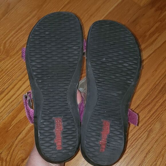 Vionic Orthoheel Sandals  - Picture 5 of 6